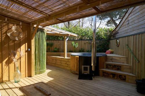 L'îlot du 9 - Cabane & spa au bord du lac