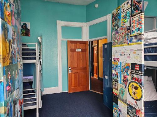 Gaslamp Hostel Image