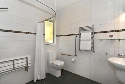 Kúpeľňa v ubytovaní Aspen Court Franz Josef