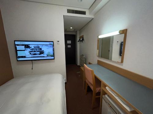 โทรทัศน์และ/หรือระบบความบันเทิงของ Hotel Alpha-One Daini Matsue