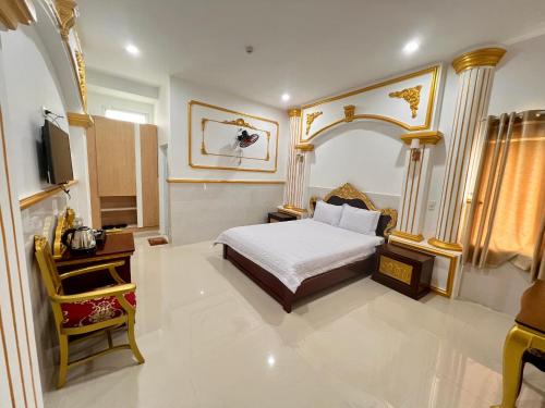 Katil atau katil-katil dalam bilik di King Hotel Quang Ngai