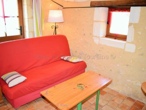 Χώρος καθιστικού στο Évasion paisible en Touraine, gîte authentique avec jardin clos, proche forêt, idéal famille et amis - FR-1-381-321