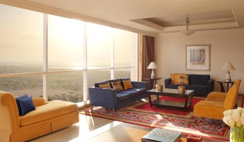Χώρος καθιστικού στο Fairmont Dubai