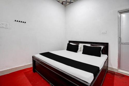 Fotografie z fotogalerie ubytování SPOT ON HOTEL GRAND v destinaci Bulandshahr