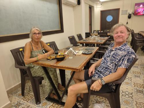 Επισκέπτες που μένουν στο Sanman Hotels