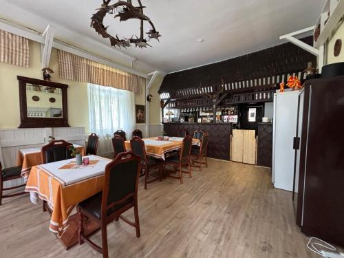 مطعم أو مكان آخر لتناول الطعام في Villa Berolina