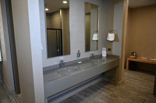 Koupelna v ubytování Agora Suites