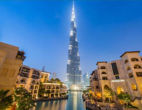 Nespecifikovaný výhled na destinaci Dubaj nebo výhled na město při pohledu z hotelu
