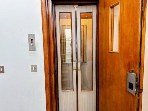 Fancy Statuto Easy Stay