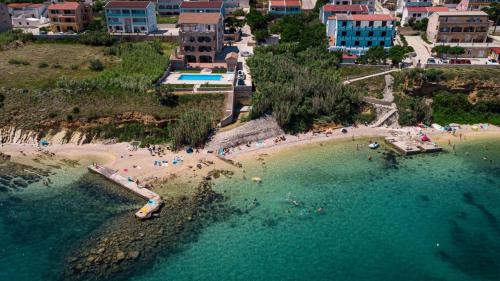 Pool Apartment Galeb