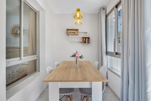 Vistamarina B109 By IVI Real Estate