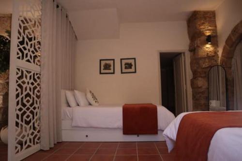 Postel nebo postele na pokoji v ubytování Bab El Mina guest house Byblos