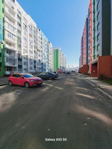 Kejiranan di persekitaran atau kejiranan dekat dengan apartmen