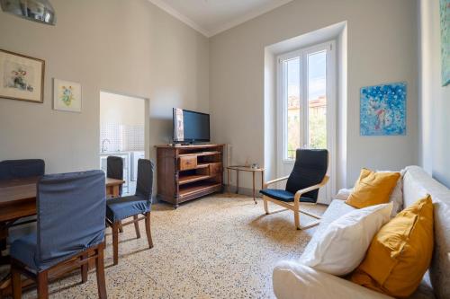 Garden Villa for Groups, Central Florence Base