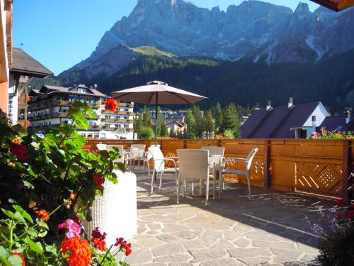Gallery image of Hotel Cristallo in San Martino di Castrozza