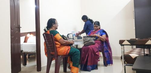 Hosté ubytování Kumbakonam Inn Hotels - Kumbakonam Inn Stay