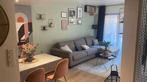 Nid douillet à deux pas de CANNES