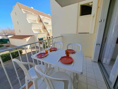Fotografie z fotogalerie ubytování Confortable 2 pièces, 4 couchages avec balcon et parking privé, proche plage - Marseillan - FR-1-326-596 v destinaci Le Castellas