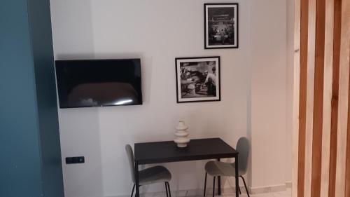 B2 Urban Studio