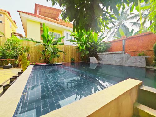 Spacious guest room at Angkor Sand Hotel, Siem Reap, Angkor Sand Hotel