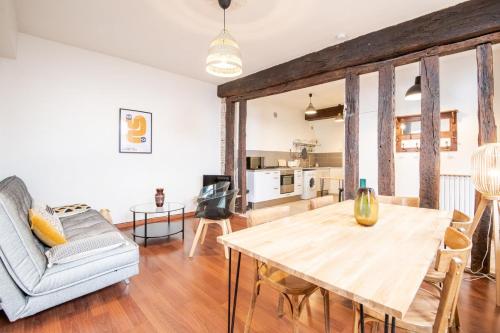 Follow the arrow - Nice flat in the city center