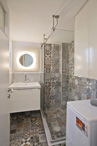 Milena Comfy Piraeus Reno Apt AC & Full Kitchen
