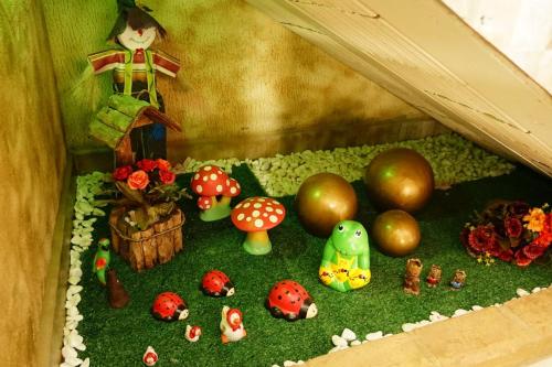 a toy tent with mushrooms and vegetables in it at Casa de 4 suites, perto do Thermas Water Park e Águas de são Pedro in São Pedro