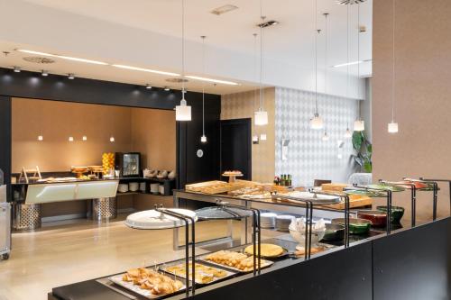 Mad på hotellet eller i nærheden