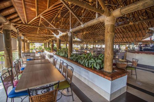 Restaurace v ubytování Hotel Campestre las Camelias