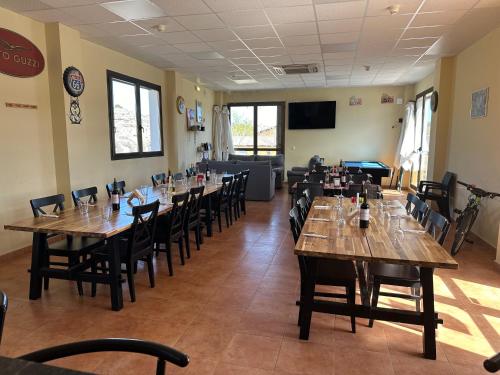 Εστιατόριο ή άλλο μέρος για φαγητό στο Albergue Valmadrid