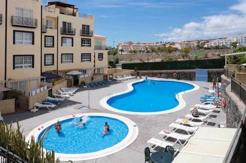 Πισίνα στο ή κοντά στο Ke Casetta Tenerife Arco Iris del mar with jacuzzi
