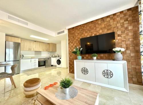 Apartamento Mar Azul, Punta Prima,La Recoleta,4 swimming pools and close to the sea