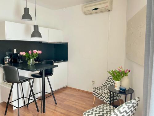 SplitStay Studio - 1 Min walk to Diocletian's Palace