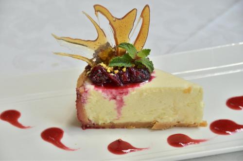 Makanan di atau berdekatan hotel