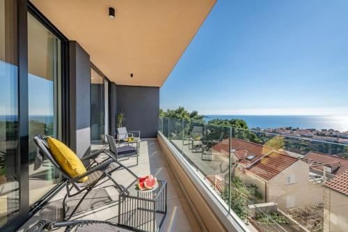 A3 Montovjerna - Panoramic Terrace Getaway