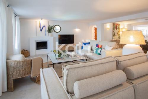 Koti Rentals - Villa El Carretón