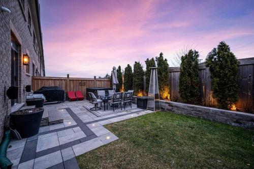 Gallery image of Luxurious Town Home in Bolton w. Hotub in Bolton