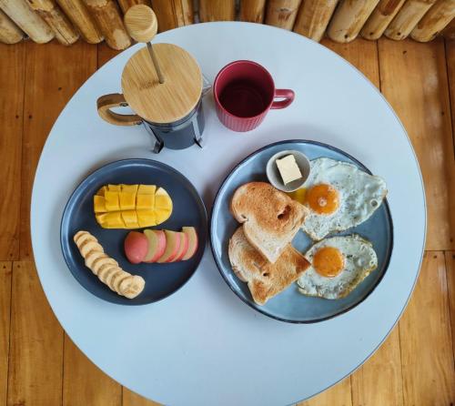 Opciones de desayuno para los huéspedes de Kahoy Cottages