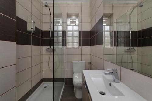 Ванная комната в Lemon Hostel Faro