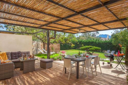 Villa \"Albizzia\" avec terrasse et jardin 6 à 8 personnes