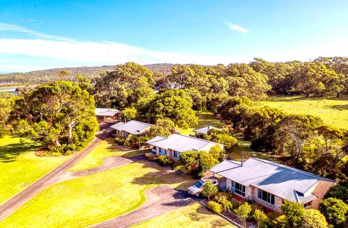 an aerial view of a house with a yard at Spring Bay Villas, Denmark, WA in Denmark