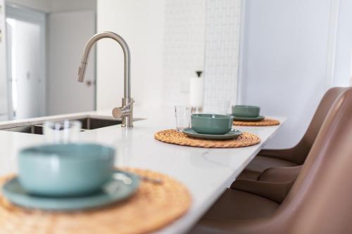 Billede fra billedgalleriet på "Julies"-Big fenced yard, nearby beach, Pet friendly i Ocean Grove