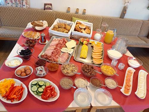 Jídlo v hotelu nebo okolí