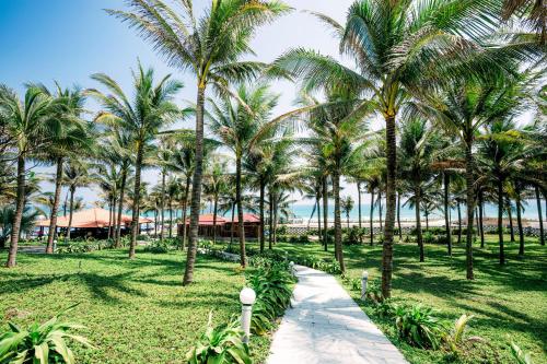 Zahrada ubytování Ocean Waves Resort Cam Ranh