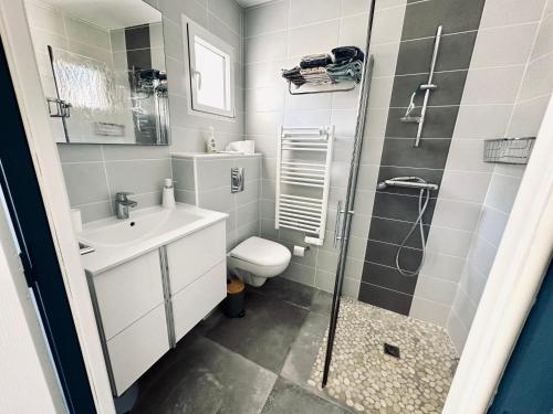 Ένα μπάνιο στο Villa COEFFICIENT 65 - Emplacement PARFAIT, calme et propre
