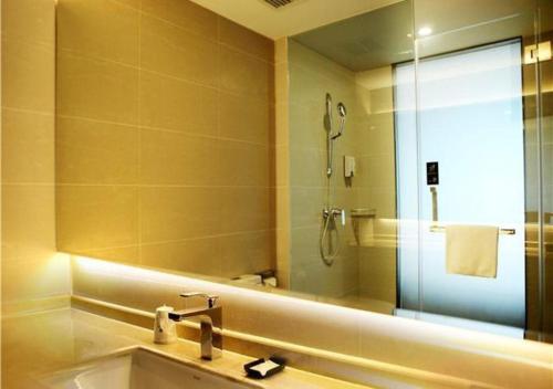 Phòng tắm tại City Comfort Inn Hefei Wulimiao Feihe Road