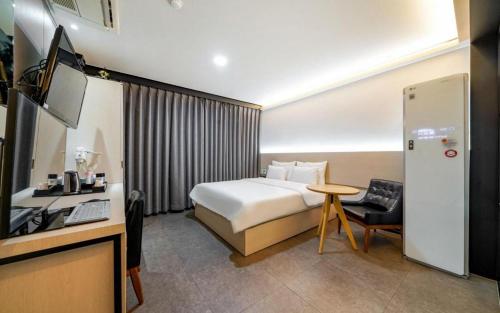 Busan Gangseo Sinhodong Hotel The May_2