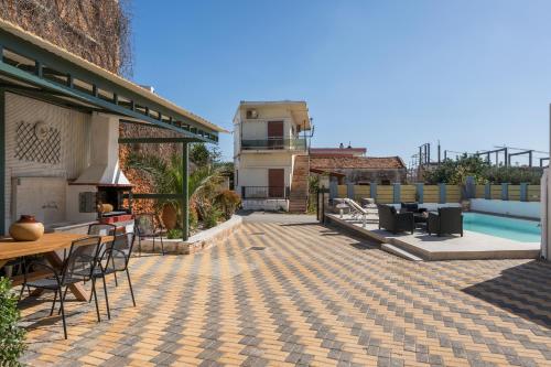 Gallery image of Mar Traditional Mansion in Arónion
