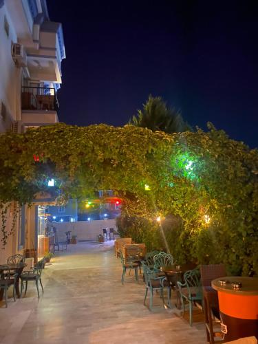 Το κτήριο όπου στεγάζεται  το δωμάτιο σε οικογενειακή κατοικία