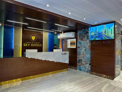 Hall o reception di GOLD SKY AVENUE HOTEL